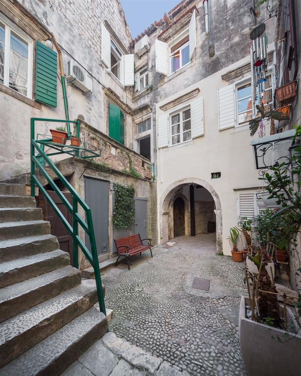 That Place Studio Apartment Trogir Exteriér fotografie